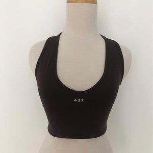437 activewear tank top